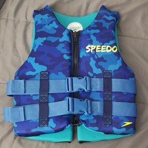 Blue camo speedo life jacket